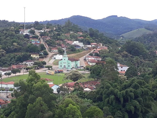 São Sebastião do Maranhão Minas Gerais fonte: www.editorasolucao.com.br Fonte: www.editorasolucao.com.br