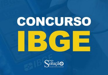 Agente IBGE coletando dados da população - Concurso IBGE com edital publicado para níveis fundamental, médio e superior